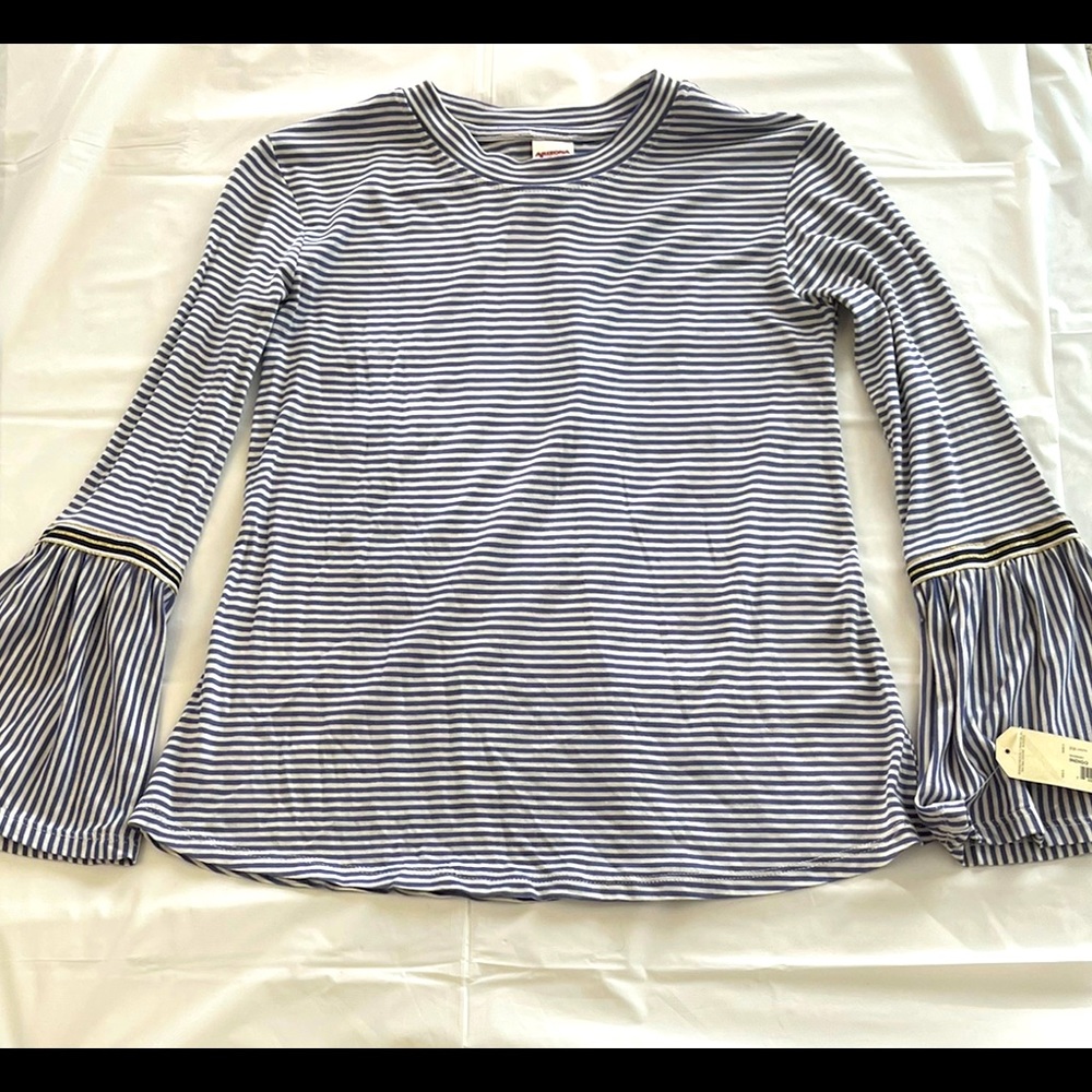 NWT Girls Long sleeve shirt.
